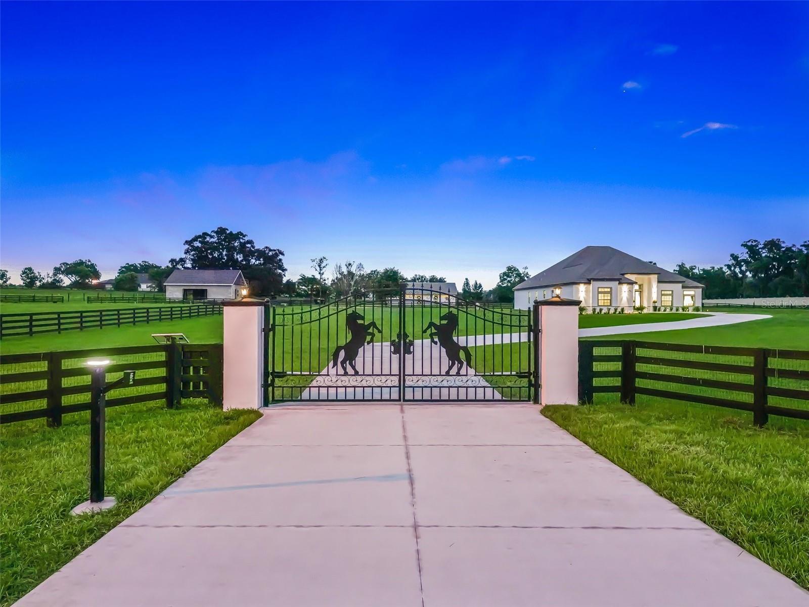 Image 4 of 73 For 7041 22nd Court Road