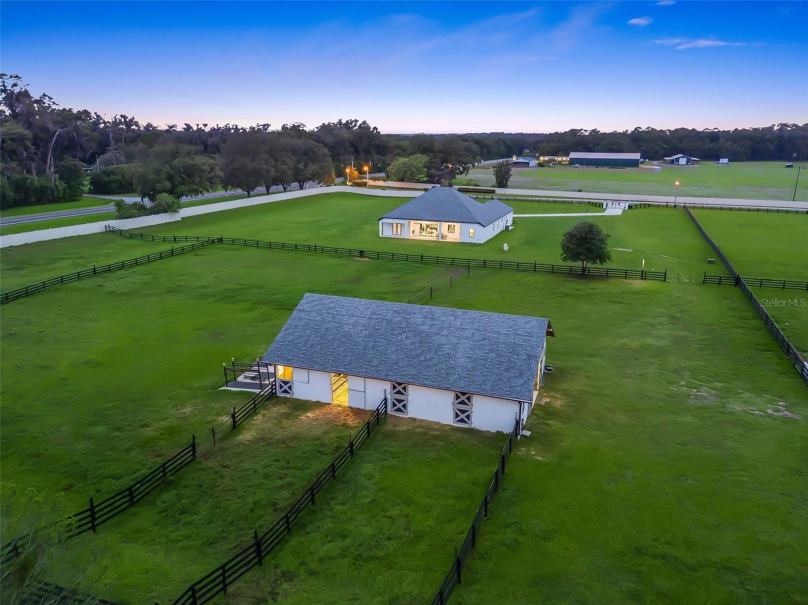 Image 8 of 73 For 7041 22nd Court Road