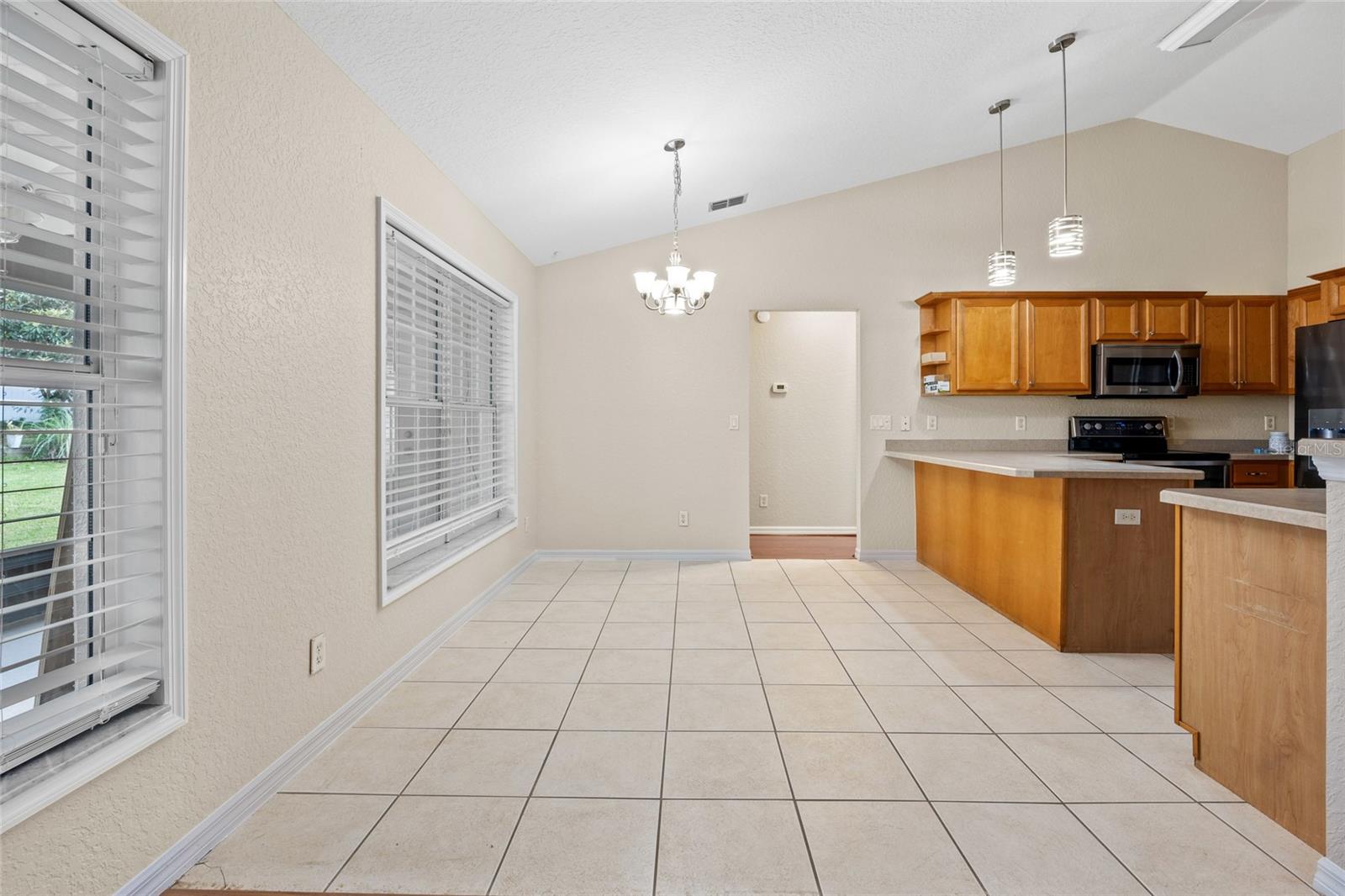 Image 22 of 53 For 4360 106th Street