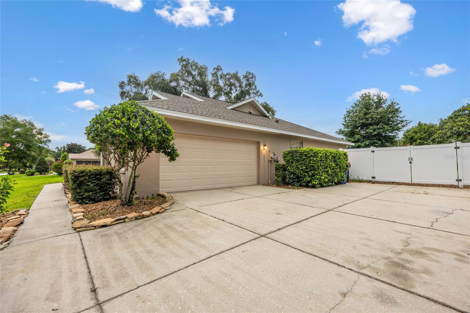 Image 6 of 53 For 4360 106th Street