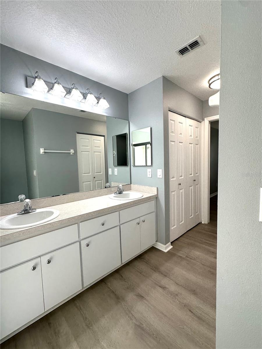 Image 14 of 83 For 9706 92nd Place Road