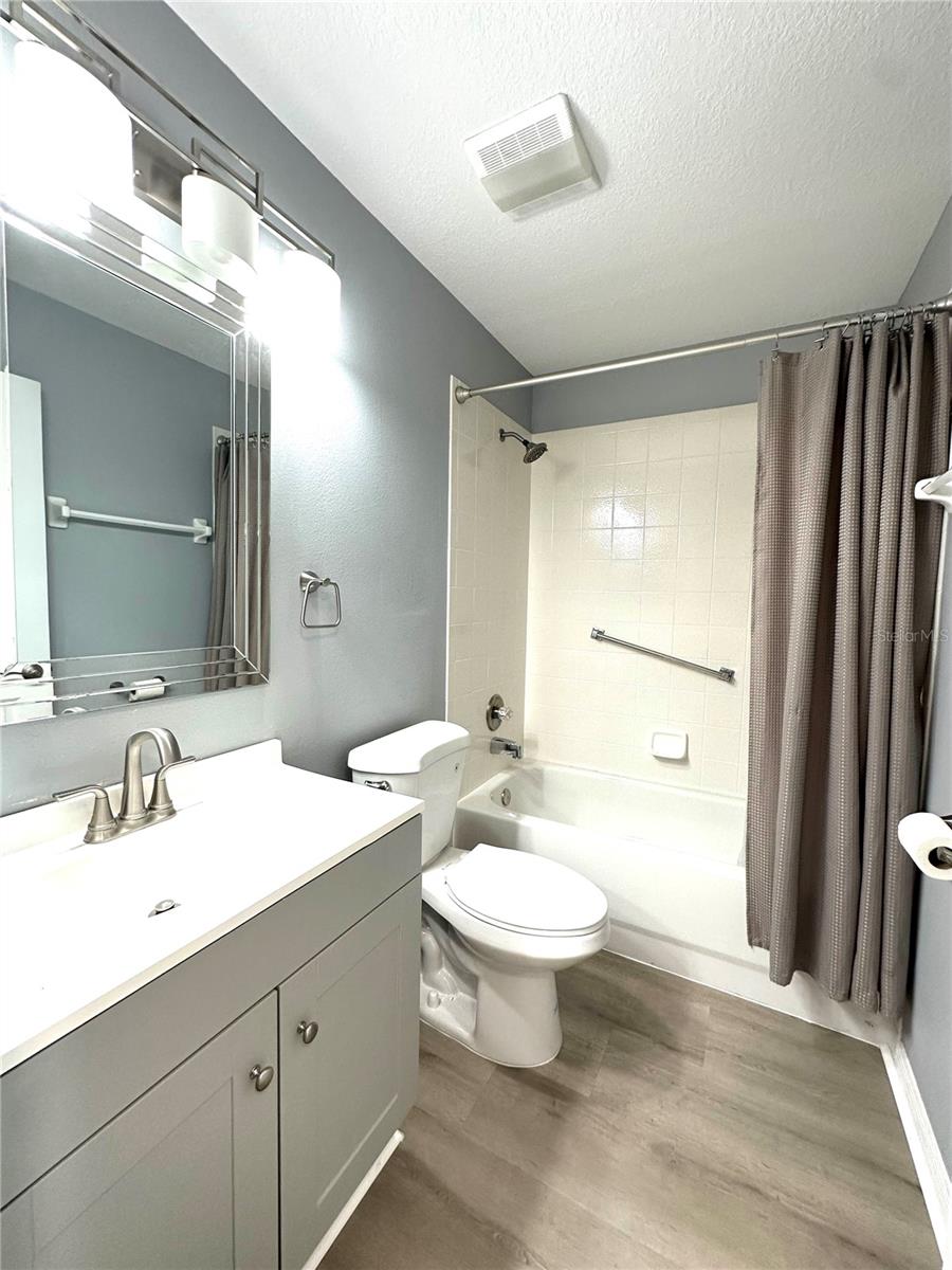 Image 21 of 83 For 9706 92nd Place Road