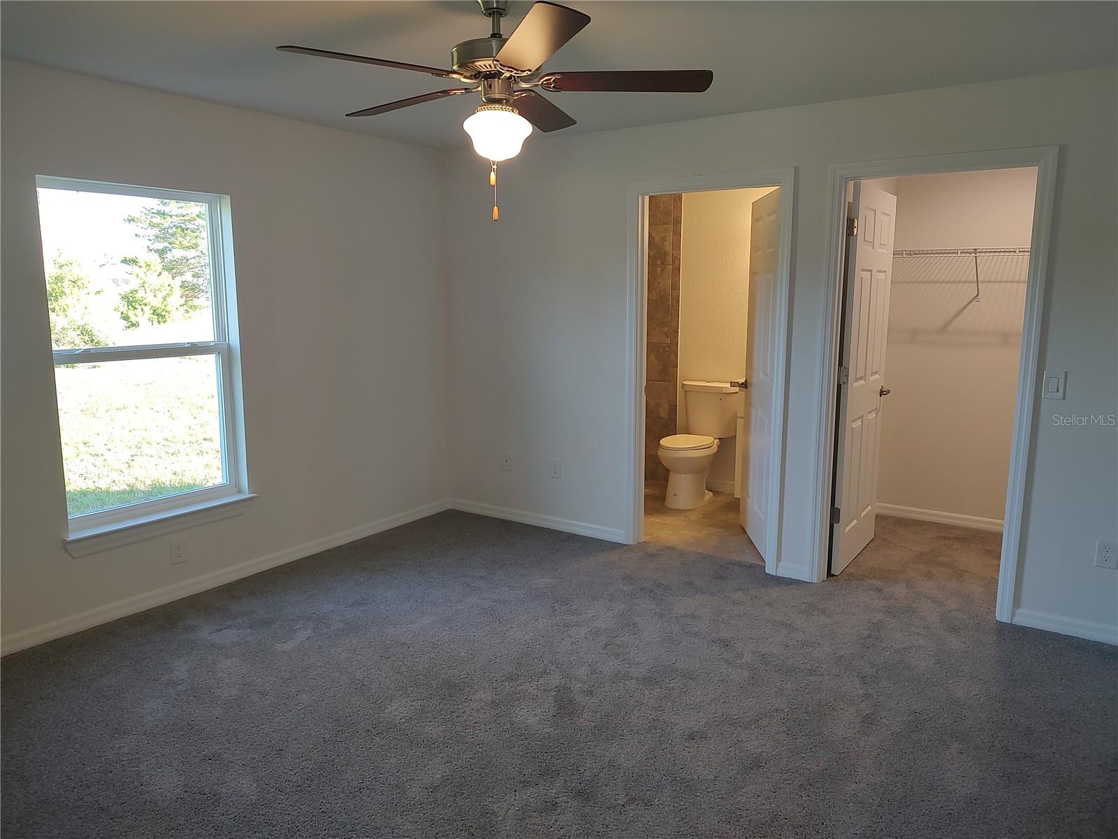 Image 8 of 24 For 3914 161st Loop
