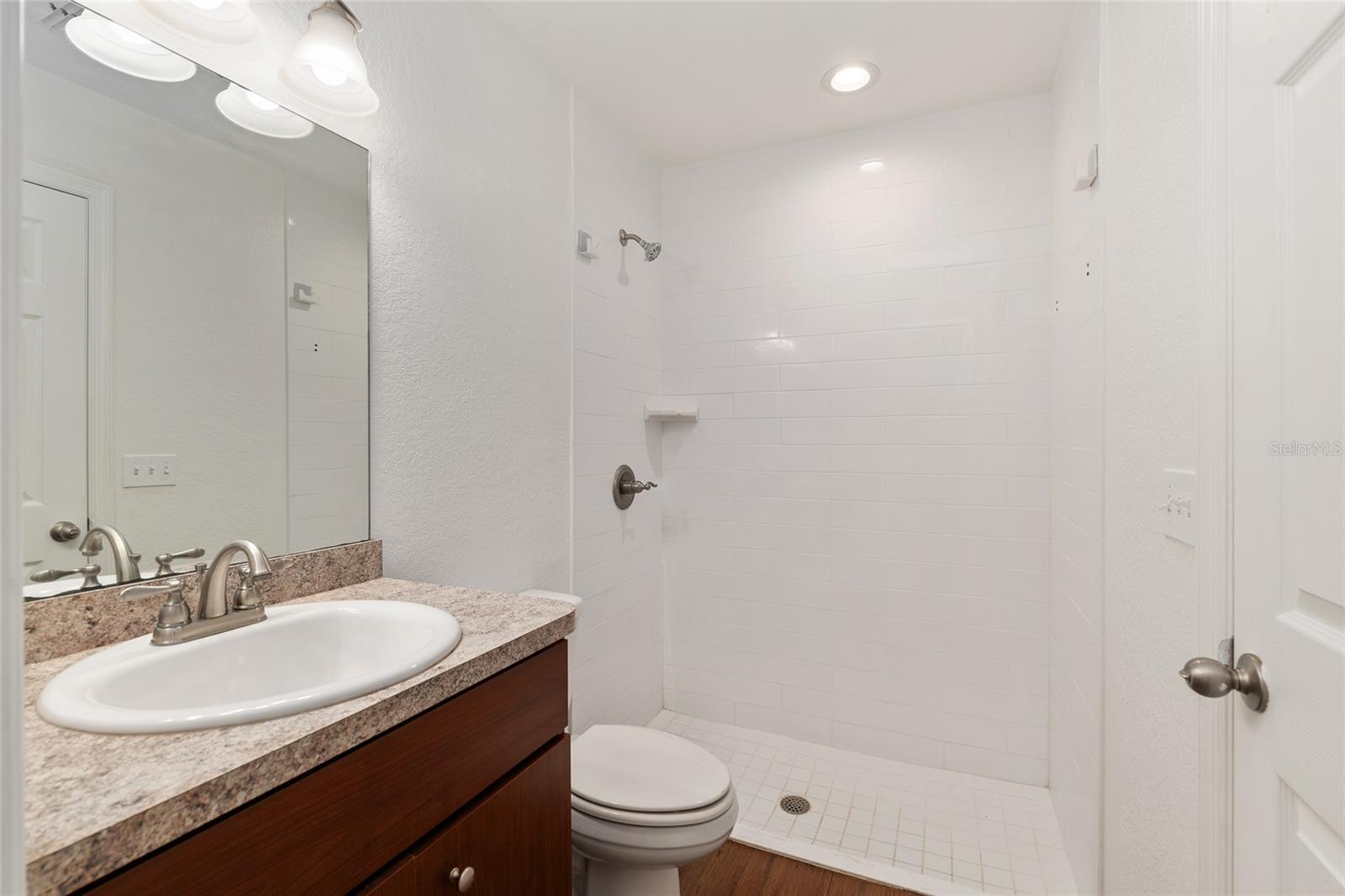 Image 21 of 35 For 5740 61st Street