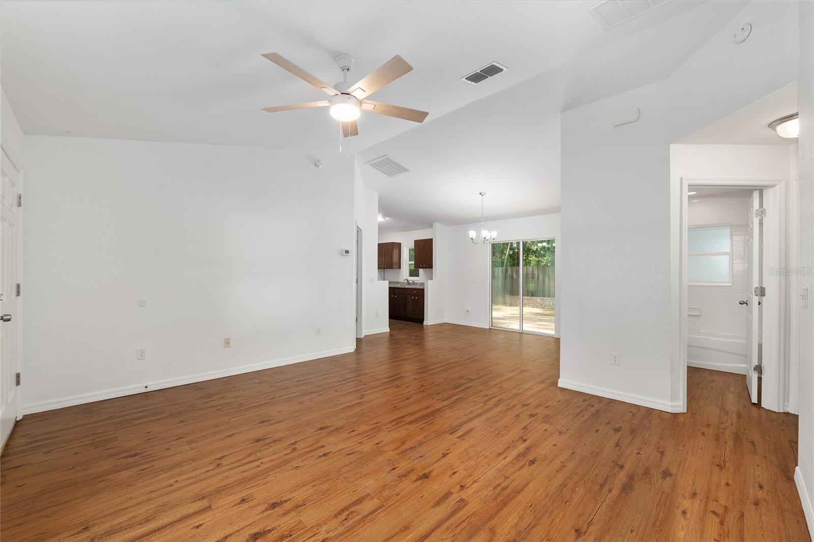 Image 9 of 35 For 5740 61st Street