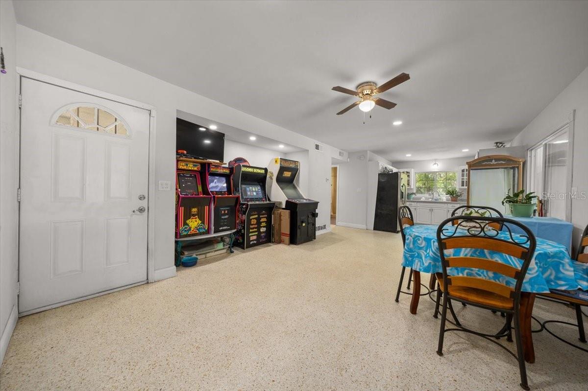 Image 11 of 40 For 2340 14th Avenue