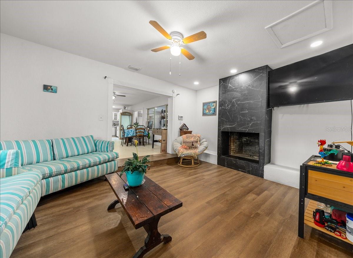 Image 15 of 40 For 2340 14th Avenue