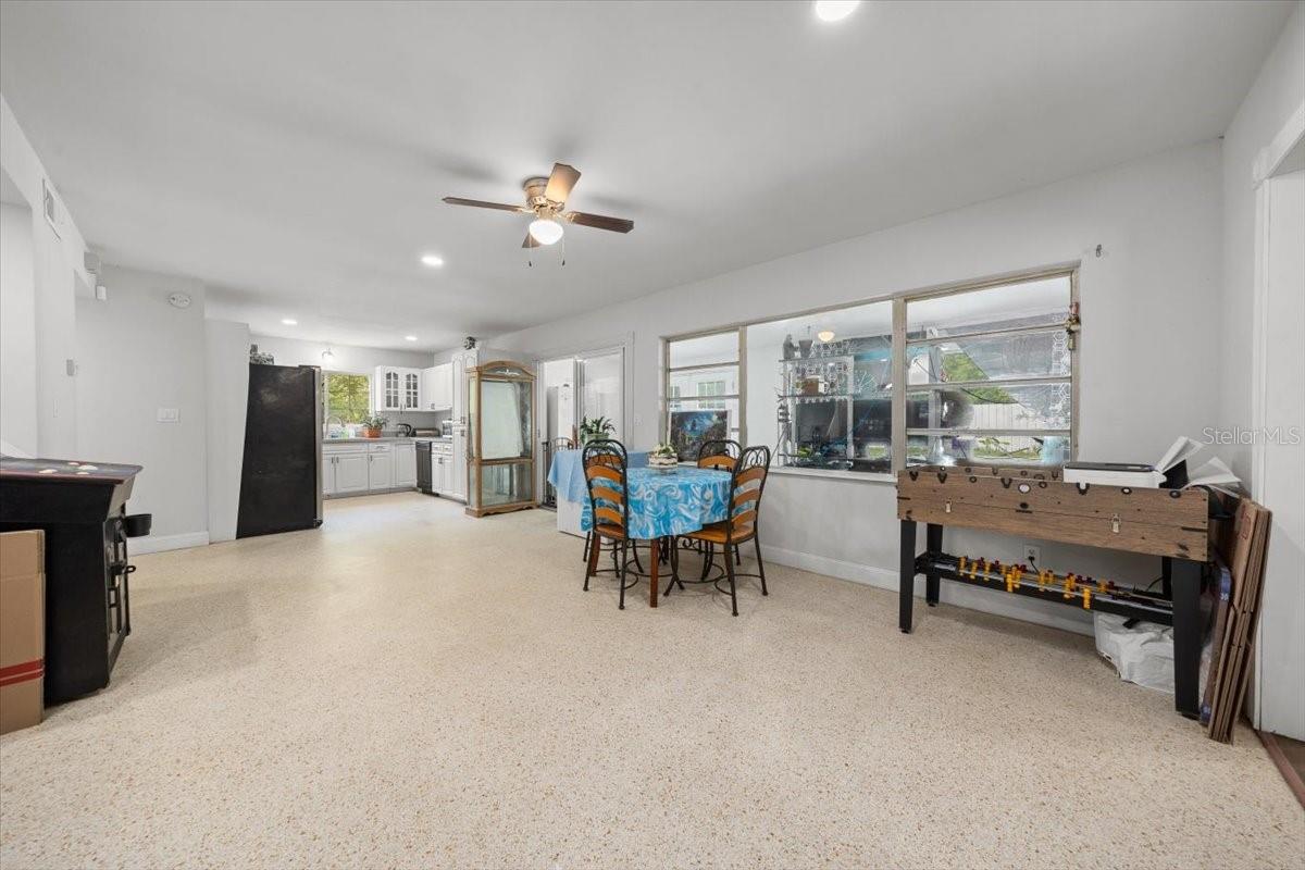 Image 9 of 40 For 2340 14th Avenue