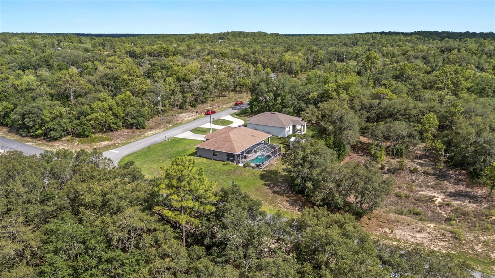 Listing photo id 49 for 6362 Walter Terrace