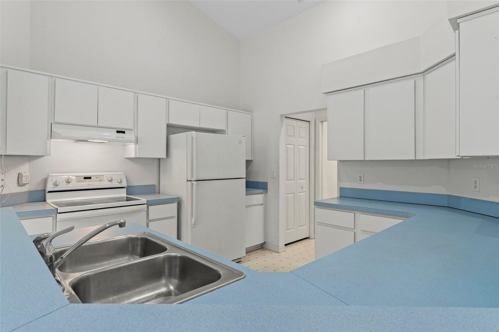 Image 13 of 63 For 3150 Chandler Drive