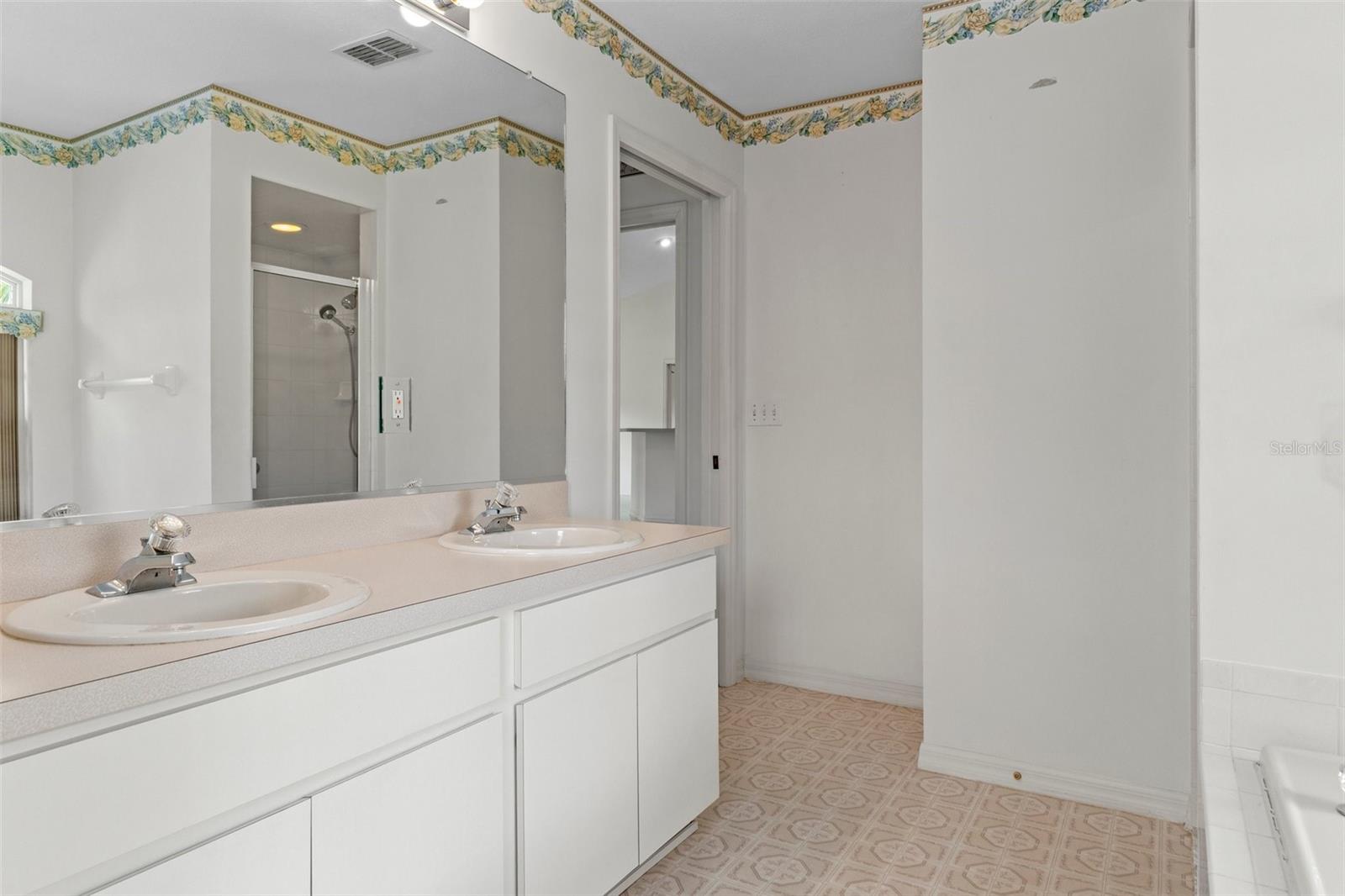 Image 37 of 63 For 3150 Chandler Drive