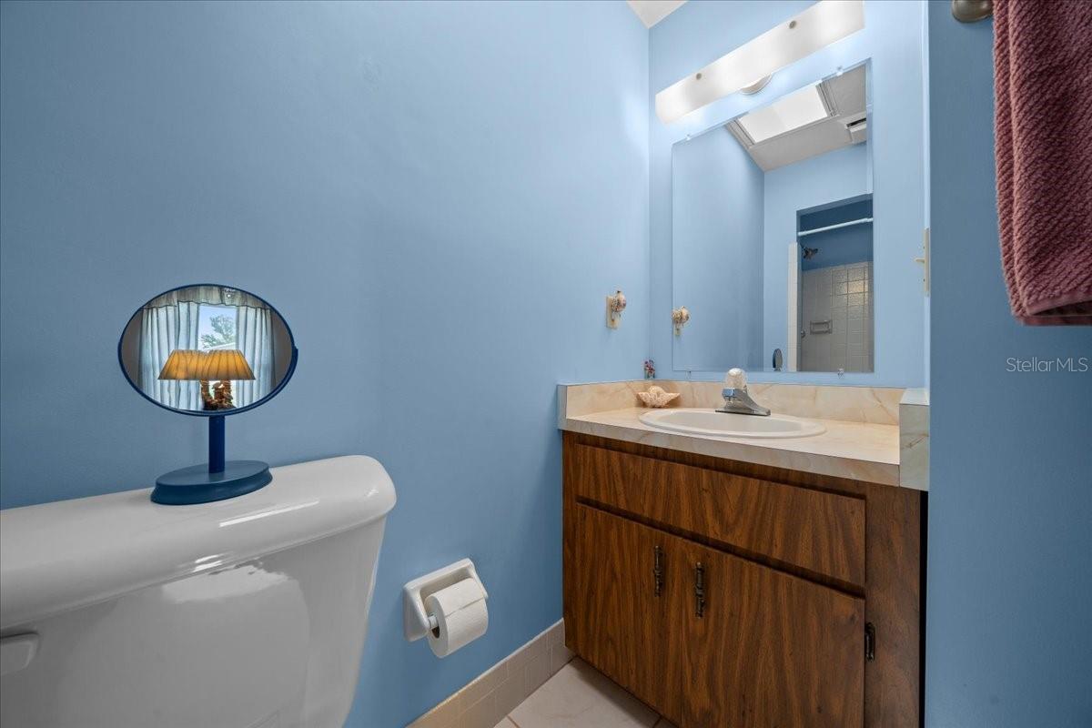 Image 17 of 29 For 5525 22nd Avenue