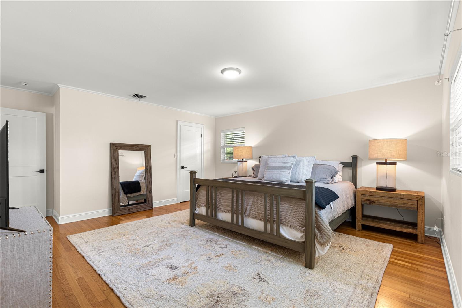 Image 29 of 35 For 1922 13th Street