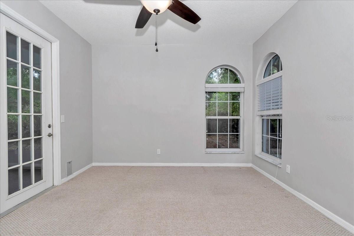 Image 18 of 55 For 8775 192 Court