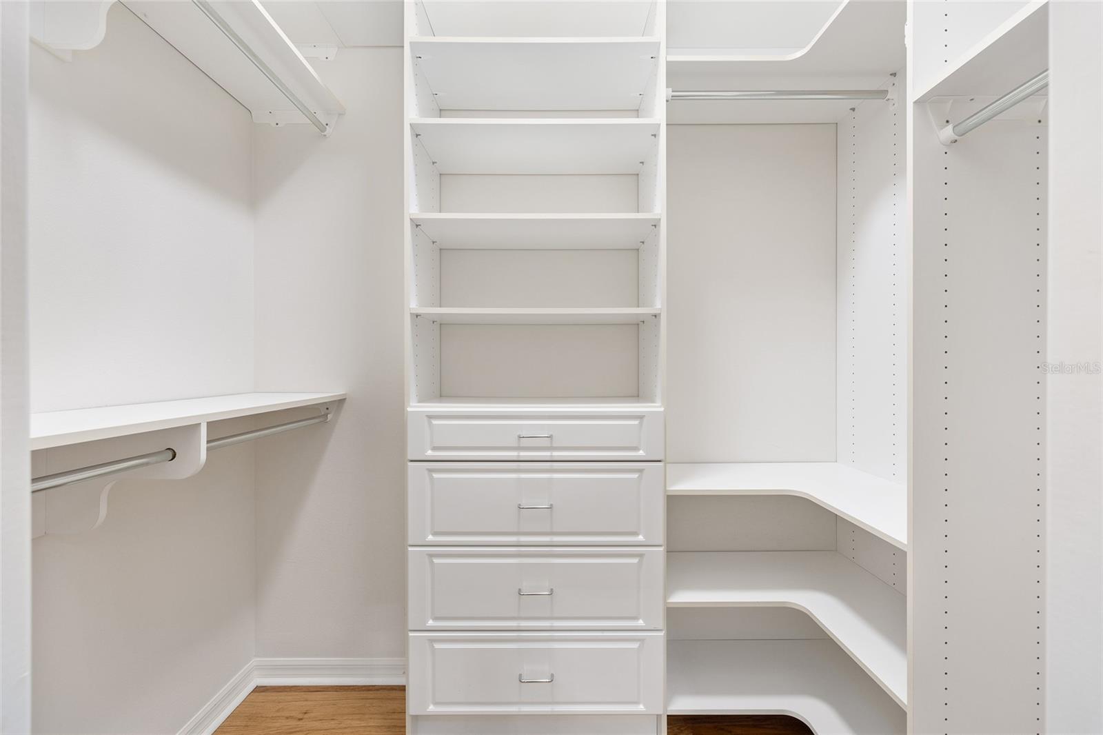 Image 32 of 55 For 7243 172nd Legacy Lane