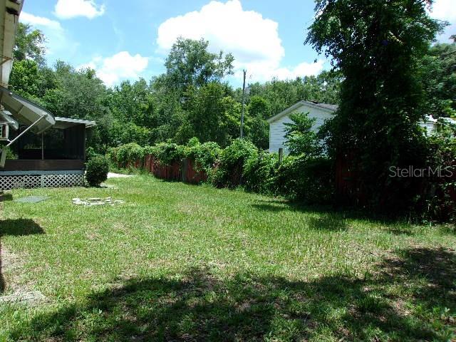 Image 13 of 77 For 18640 22nd Lane