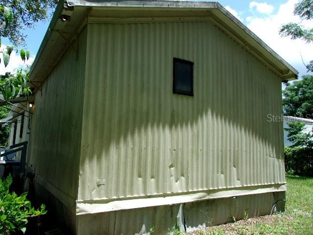 Image 6 of 77 For 18640 22nd Lane
