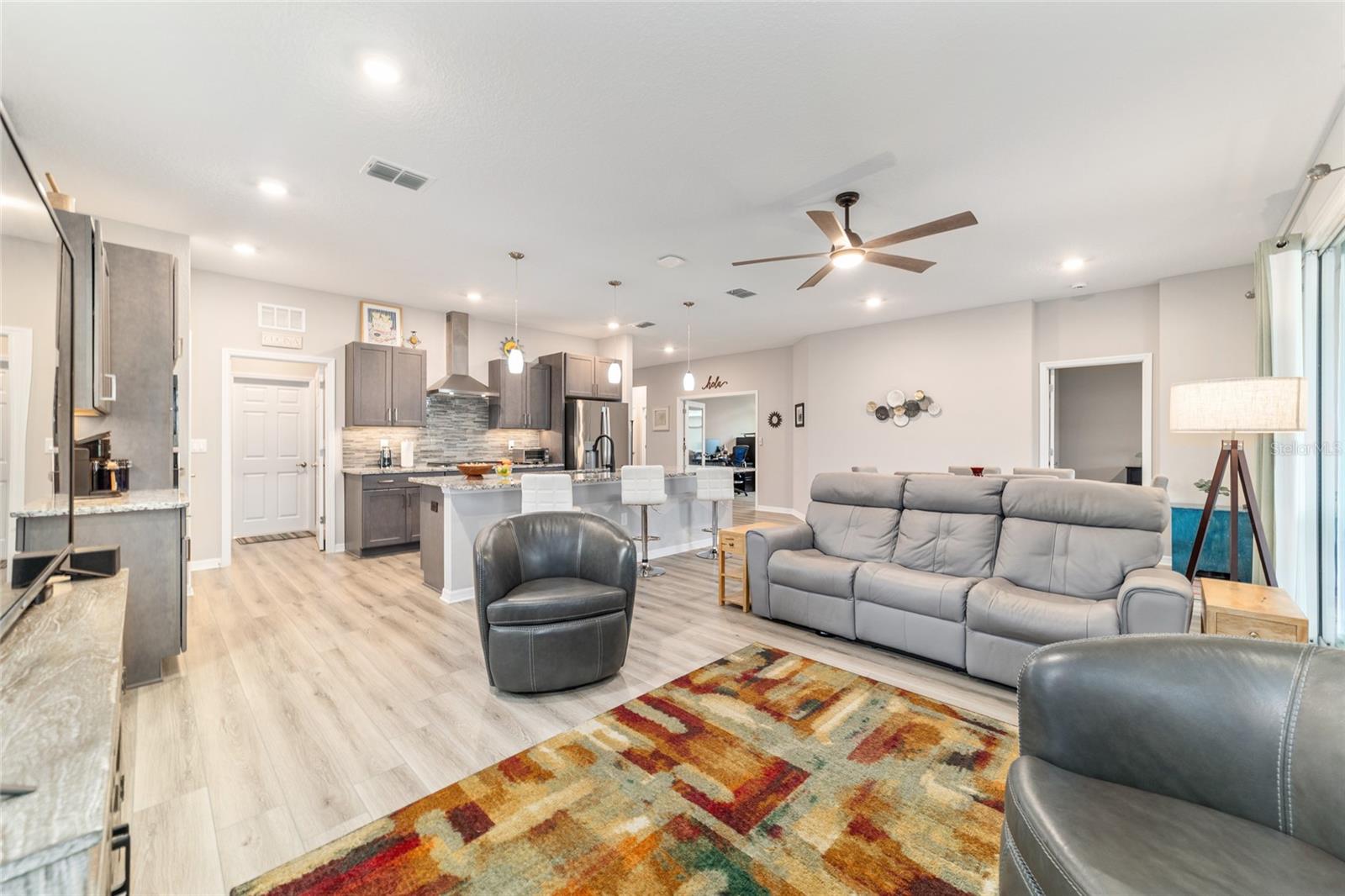 Image 17 of 56 For 8913 76th Lane