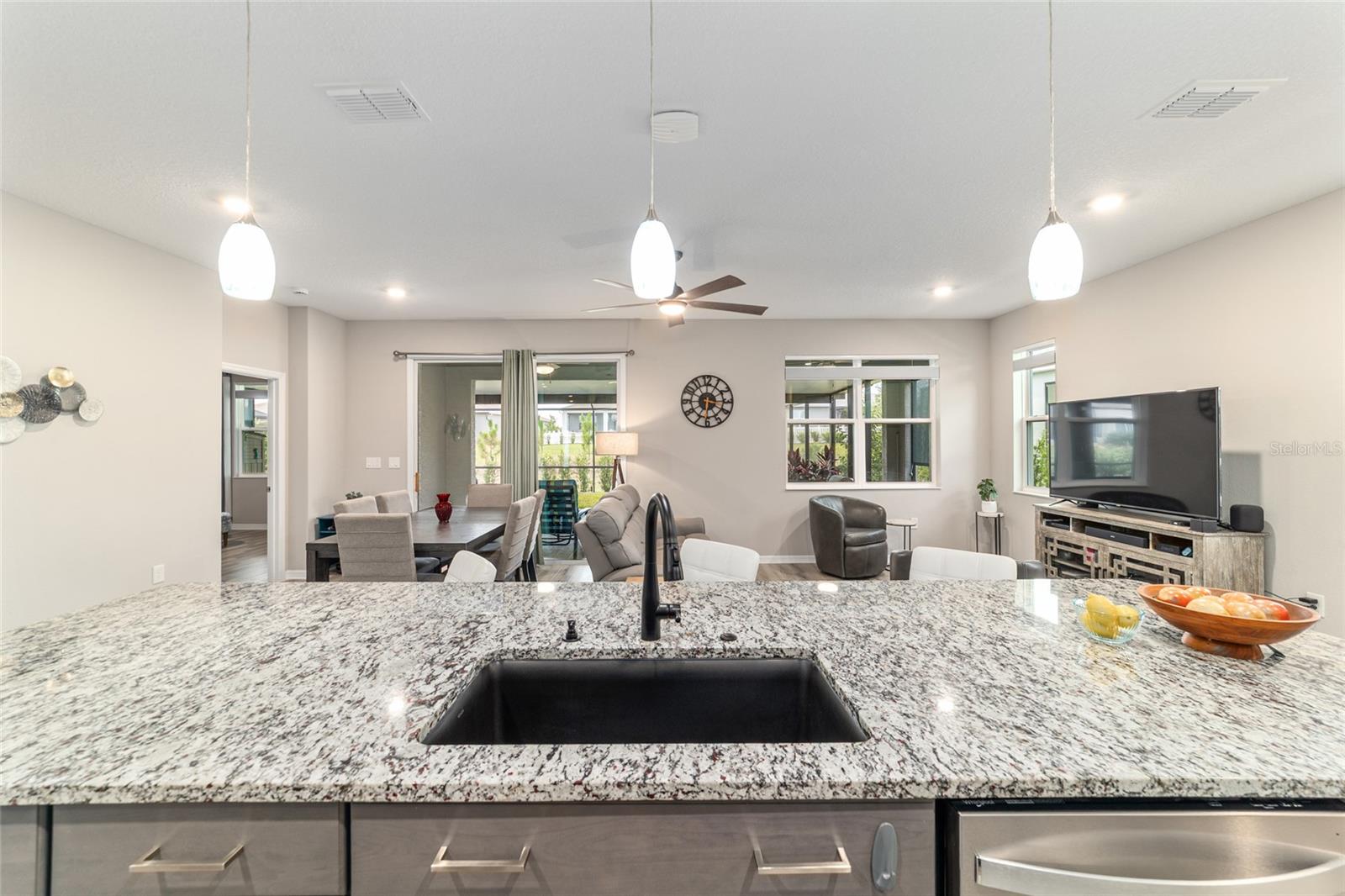 Image 22 of 56 For 8913 76th Lane