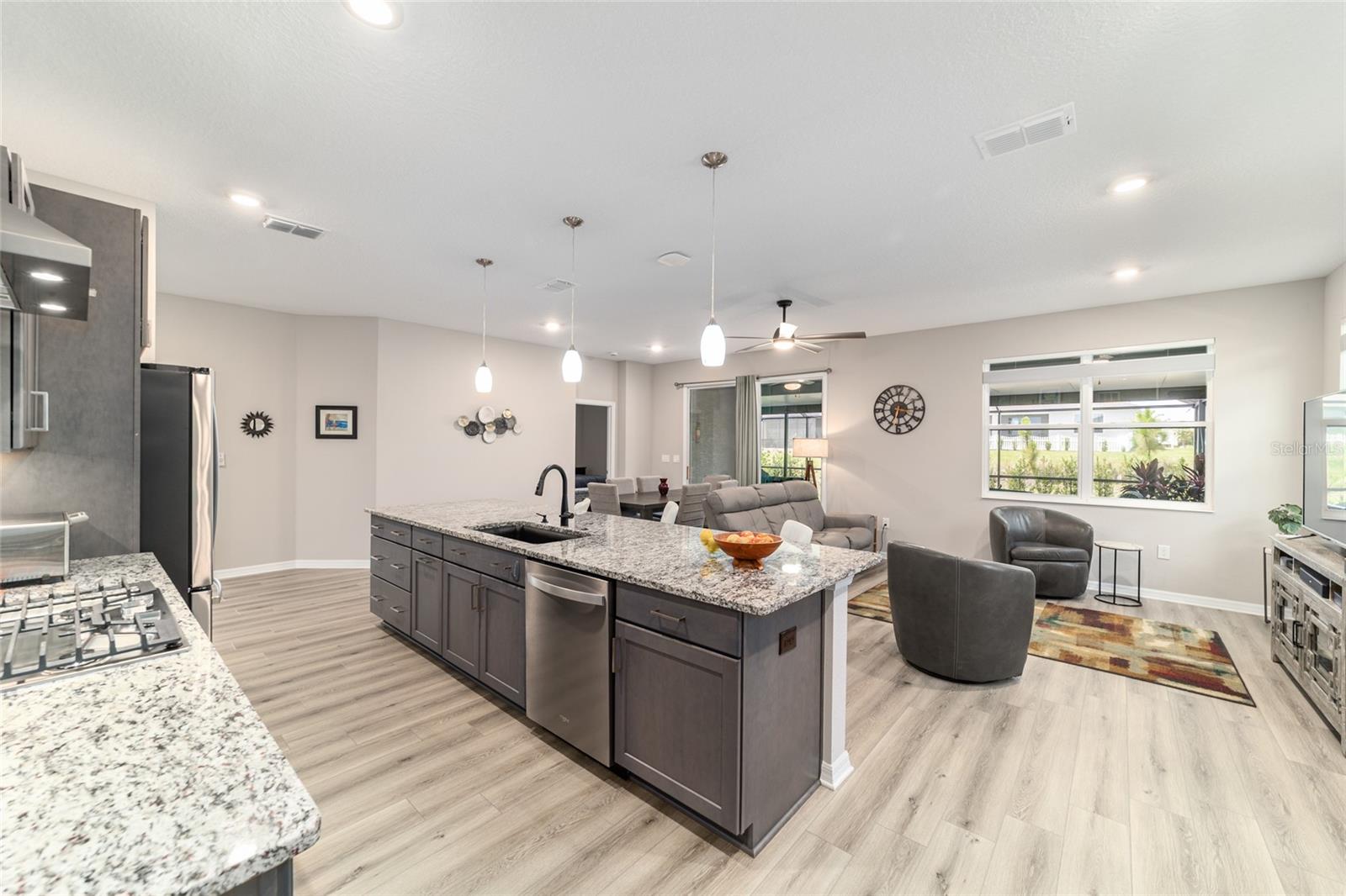 Image 23 of 56 For 8913 76th Lane