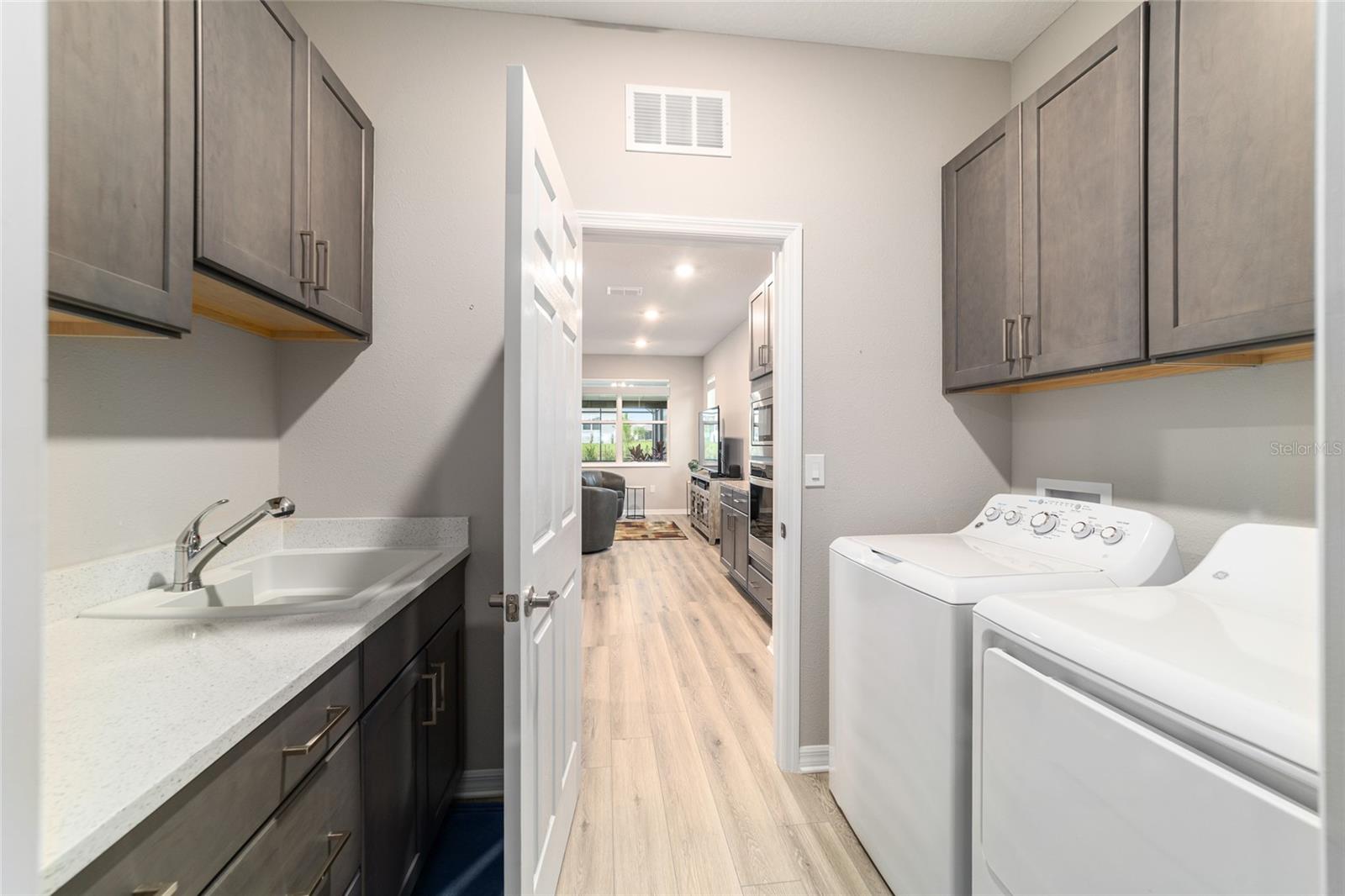 Image 39 of 56 For 8913 76th Lane