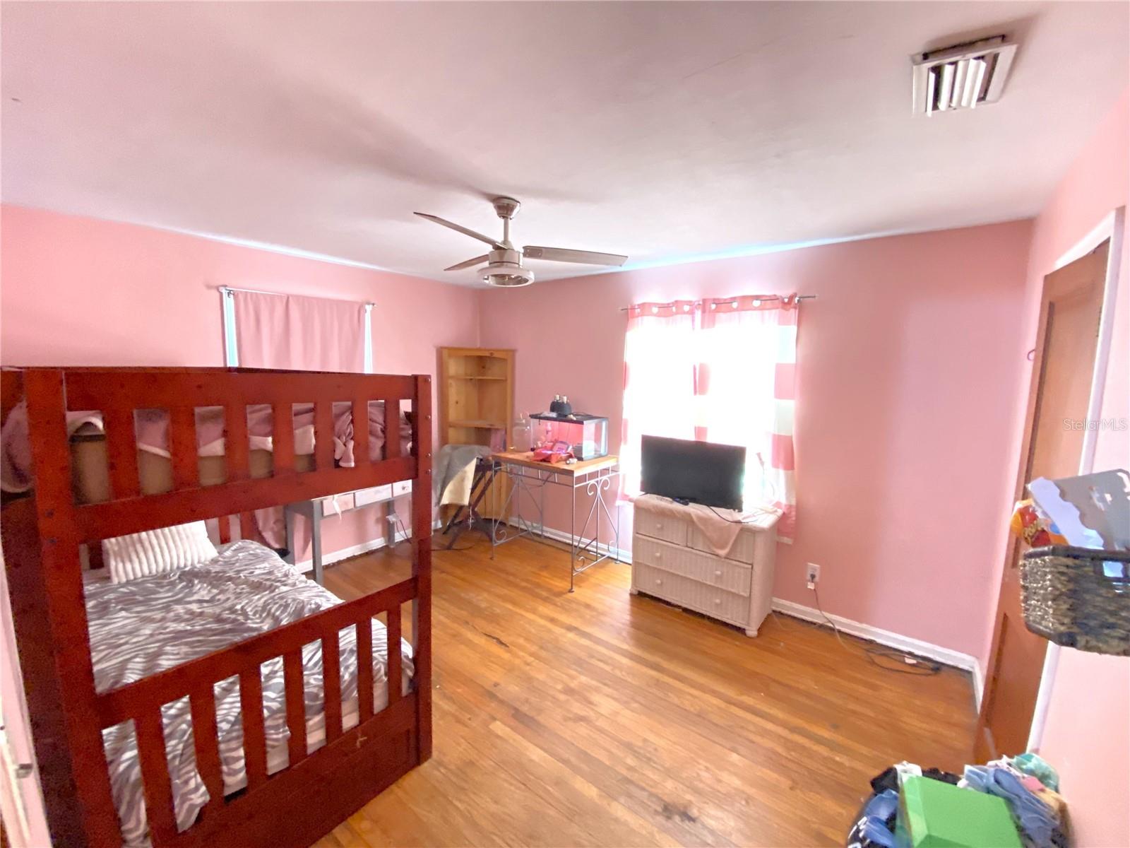Image 20 of 35 For 171 2nd Street