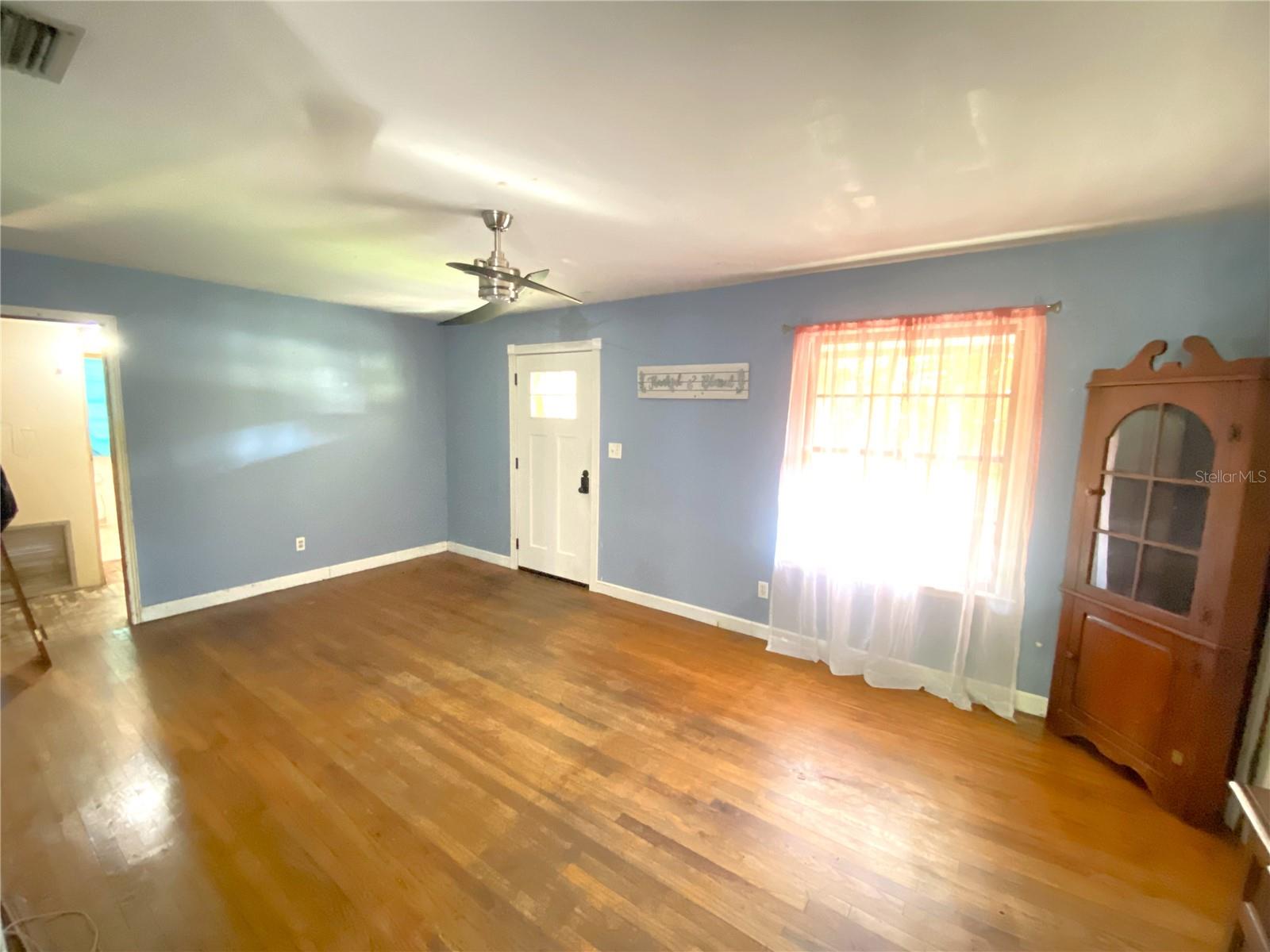 Image 4 of 35 For 171 2nd Street
