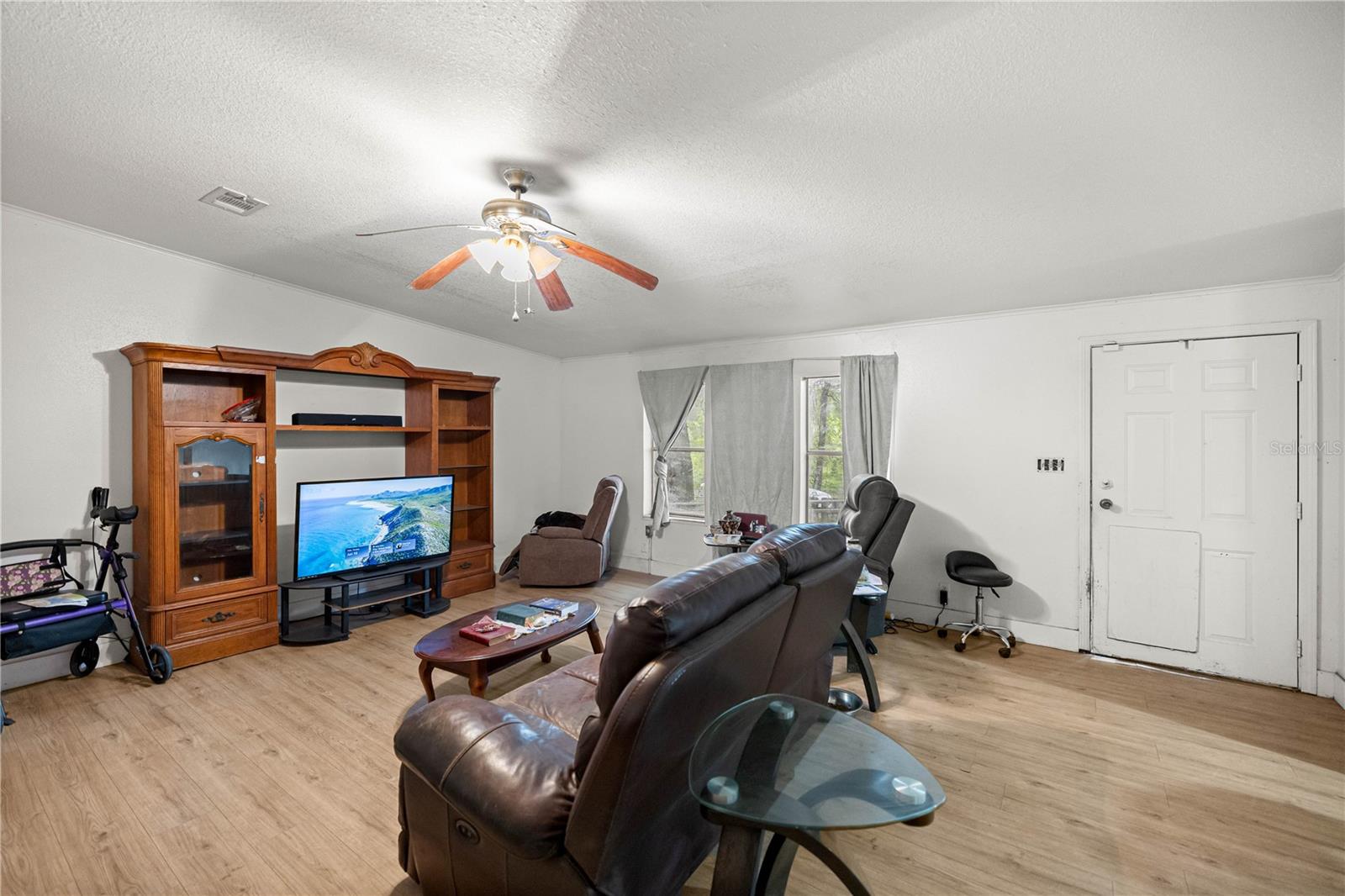 Image 18 of 19 For 12290 168th Place