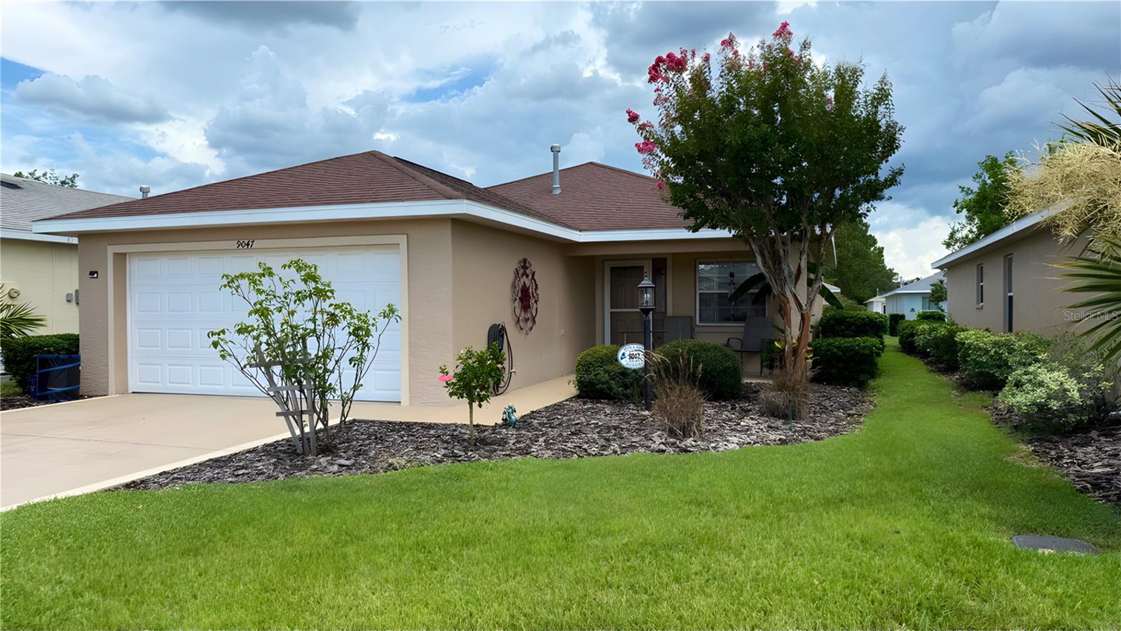 Image 3 of 22 For 9047 102nd Circle