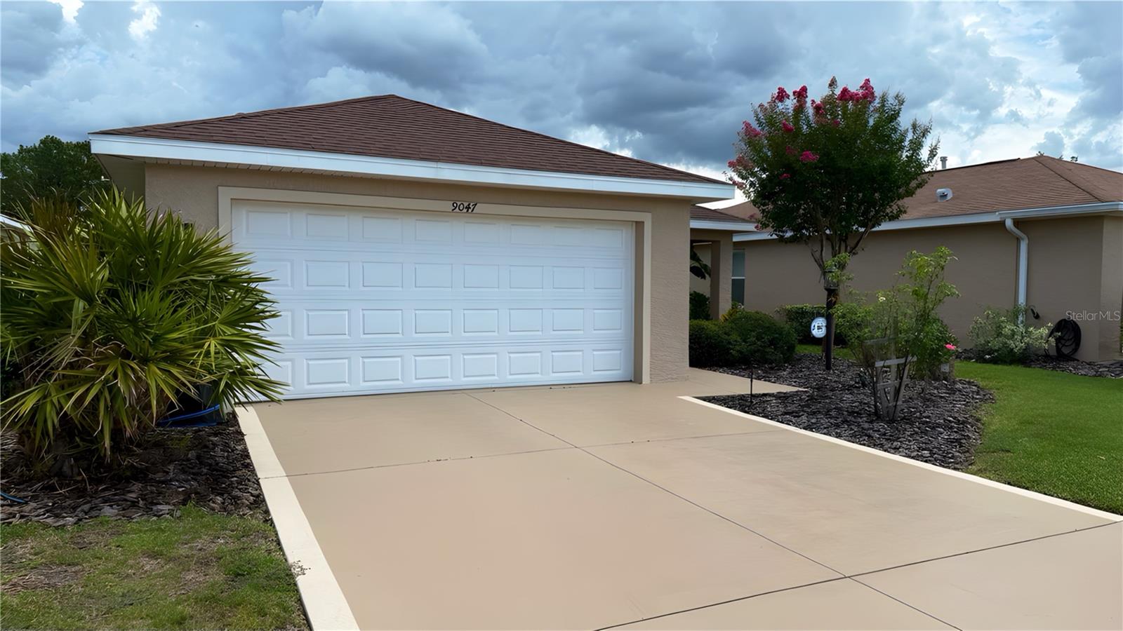 Image 5 of 22 For 9047 102nd Circle