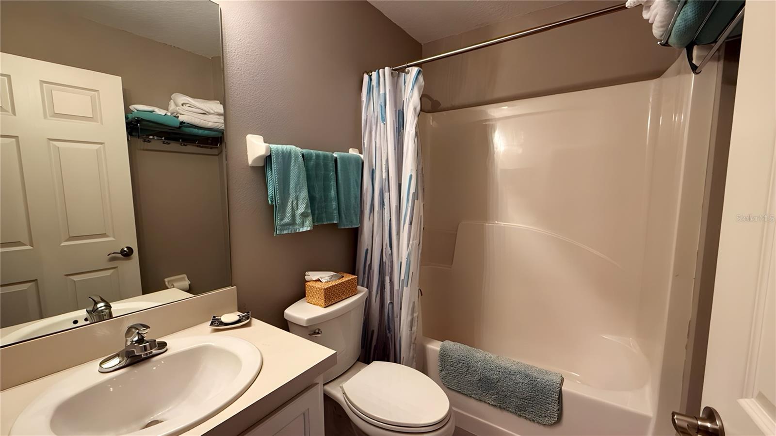 Image 9 of 22 For 9047 102nd Circle