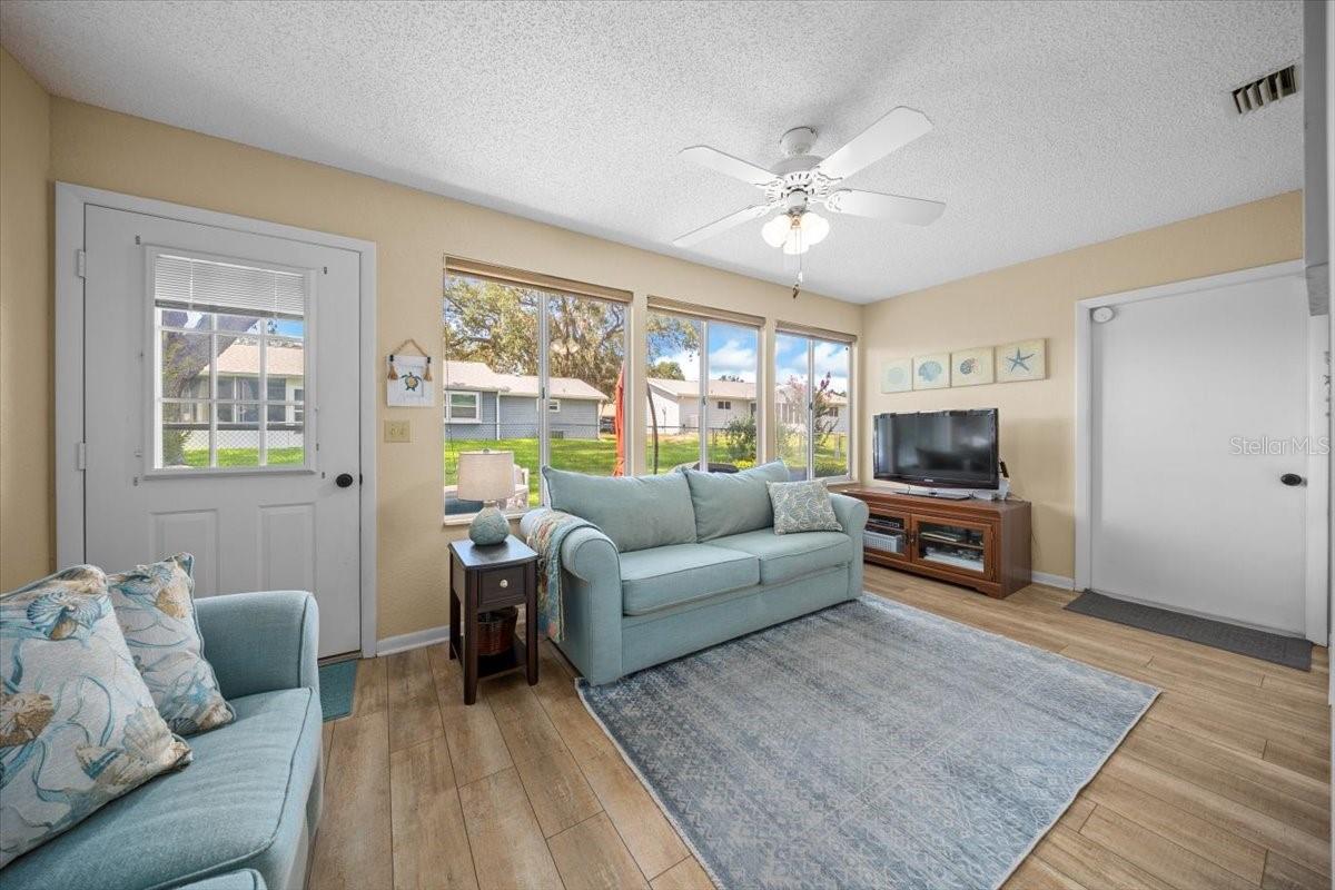 Image 11 of 43 For 8461 109th Street