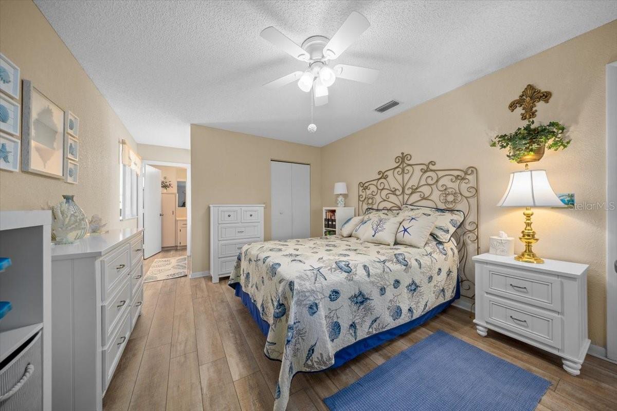 Image 14 of 43 For 8461 109th Street
