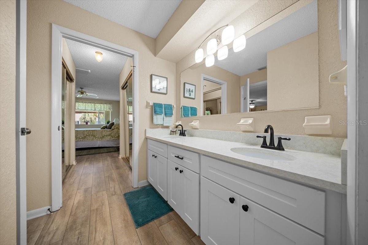 Image 20 of 43 For 8461 109th Street