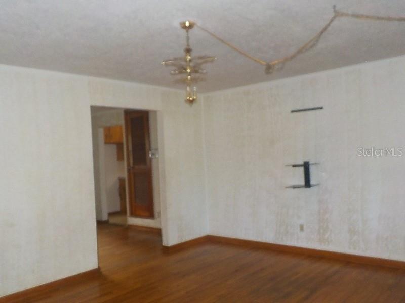 Image 8 of 23 For 4601 22nd Avenue