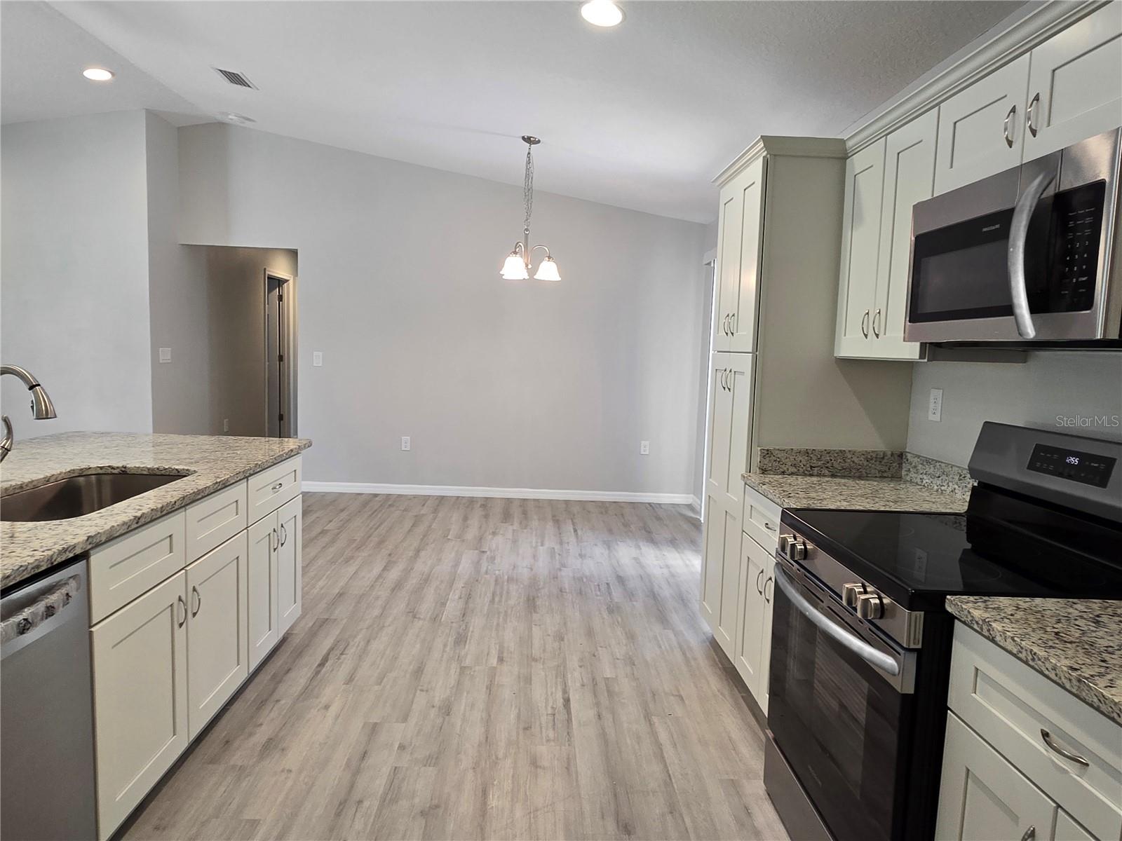 Image 12 of 26 For 5185 158th Place