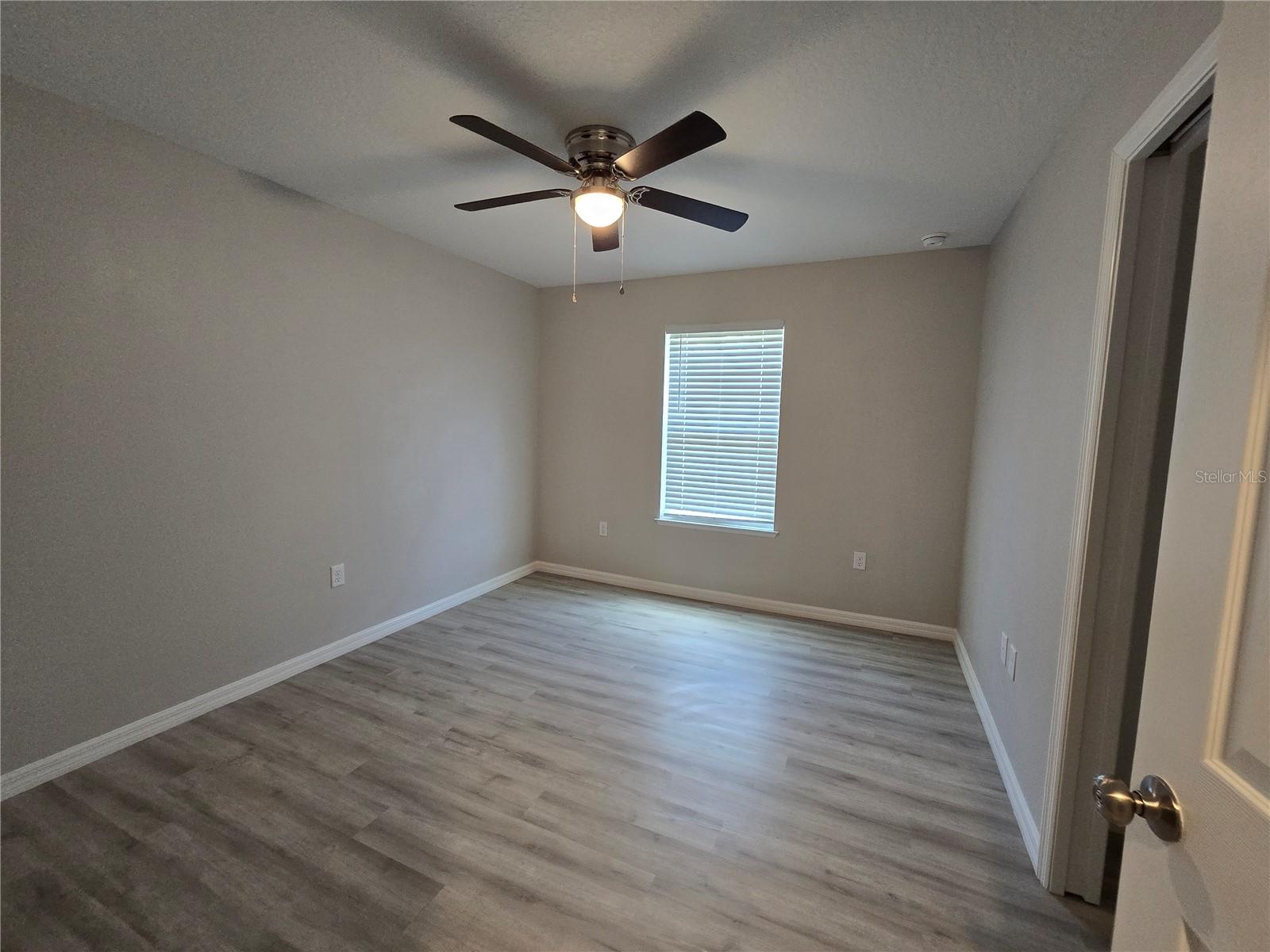 Image 19 of 26 For 5185 158th Place