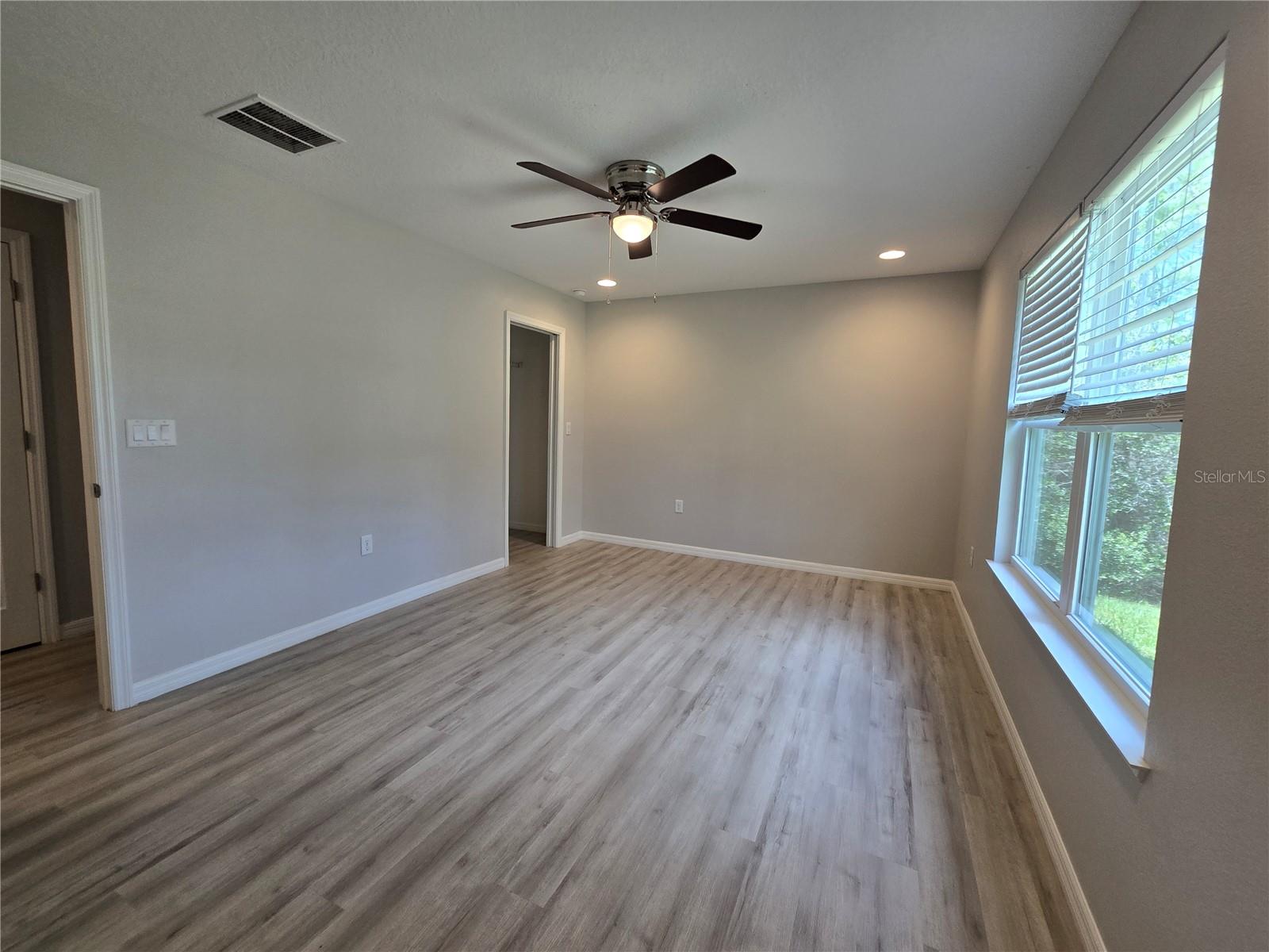Image 20 of 26 For 5185 158th Place