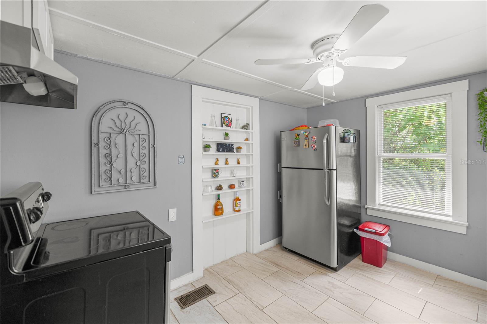 Image 13 of 28 For 1330 55th Street