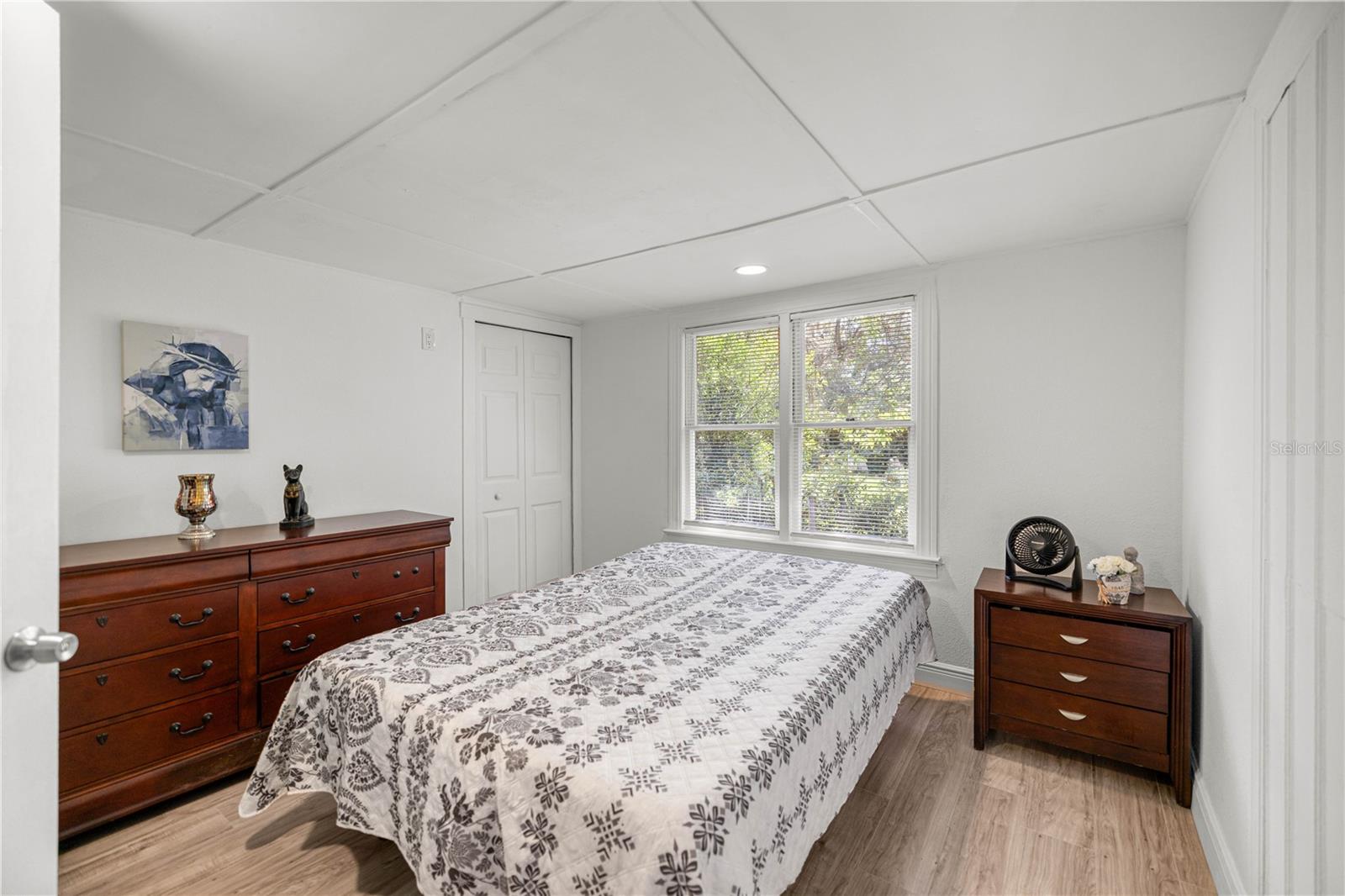 Image 14 of 28 For 1330 55th Street