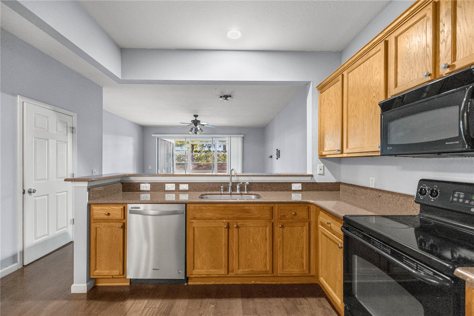 Image 6 of 25 For 4140 51st Circle