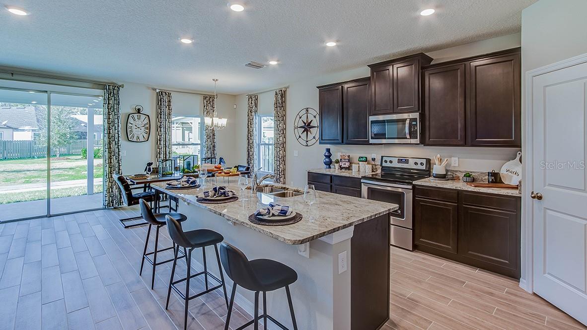 Image 3 of 16 For 17927 173rd Road