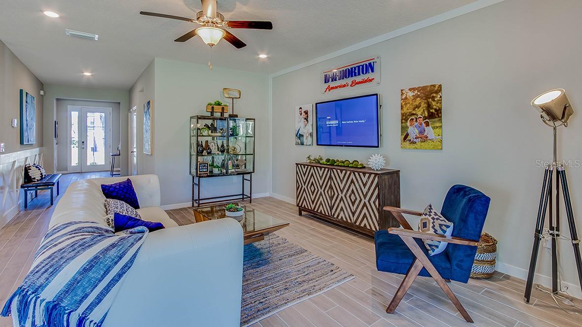 Image 7 of 16 For 17927 173rd Road
