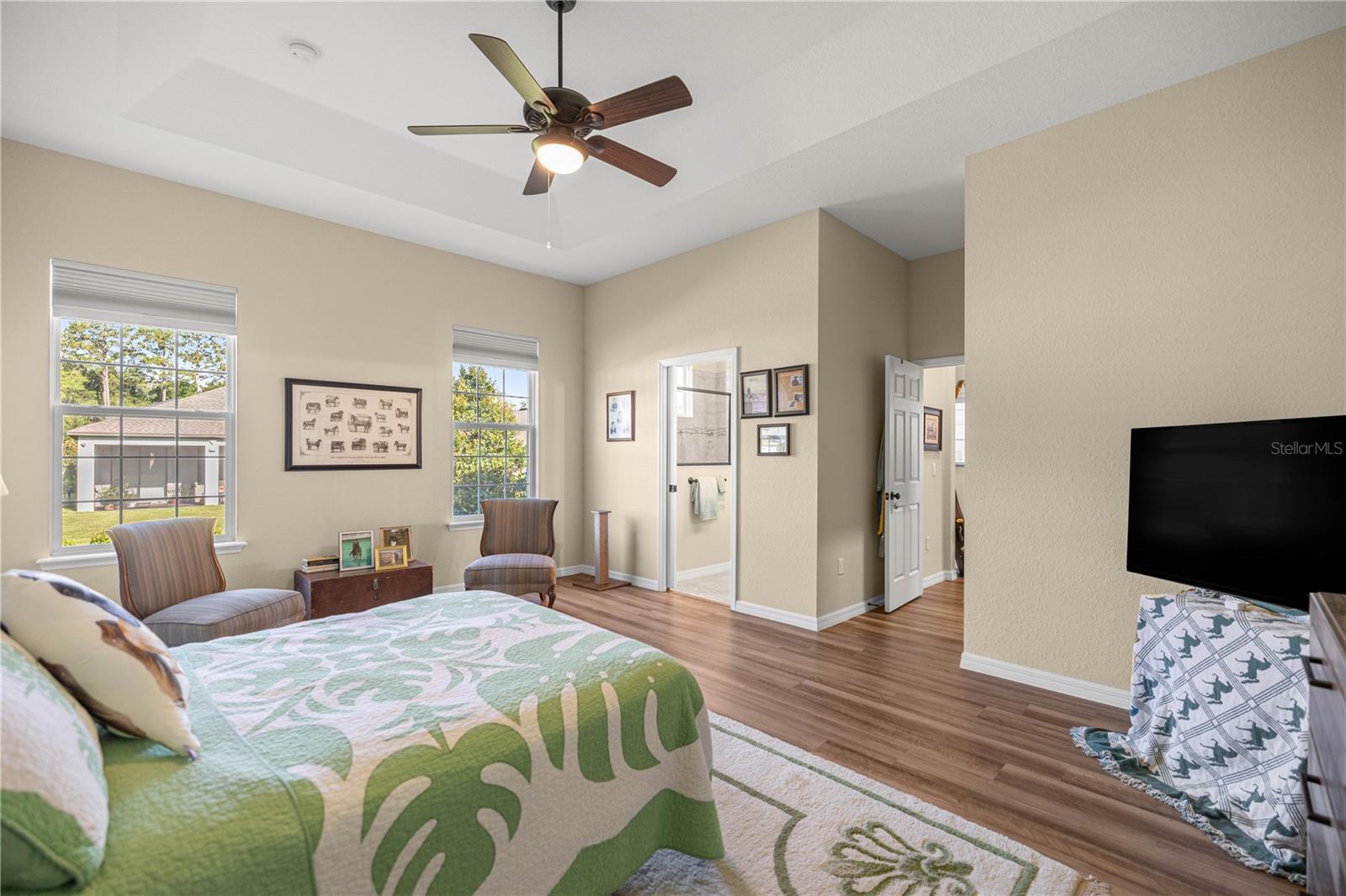Image 12 of 32 For 3948 4th Terrace