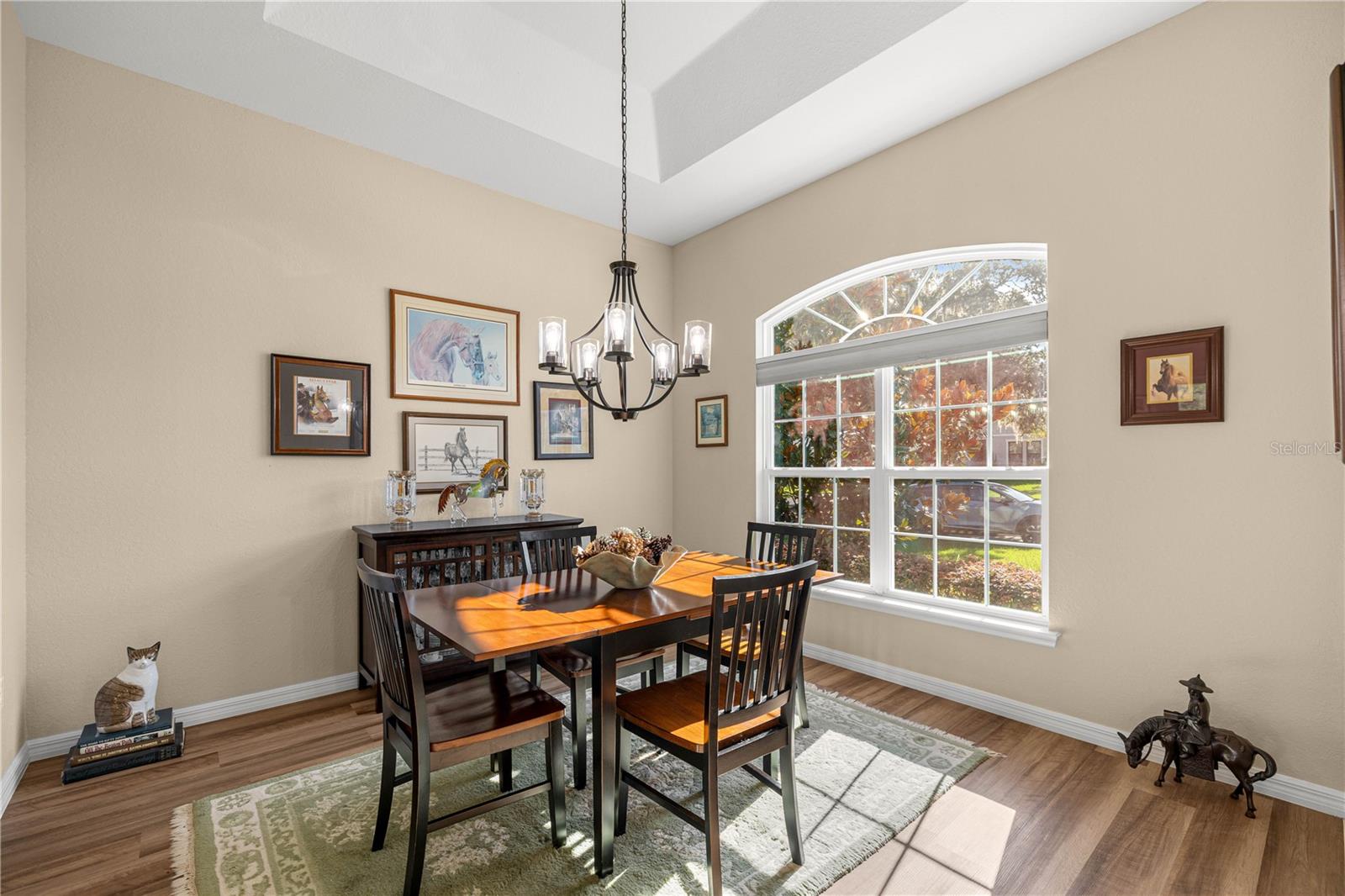 Image 3 of 32 For 3948 4th Terrace