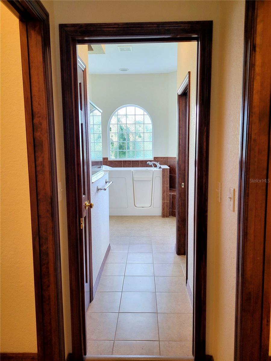 Image 15 of 47 For 3803 6th Avenue