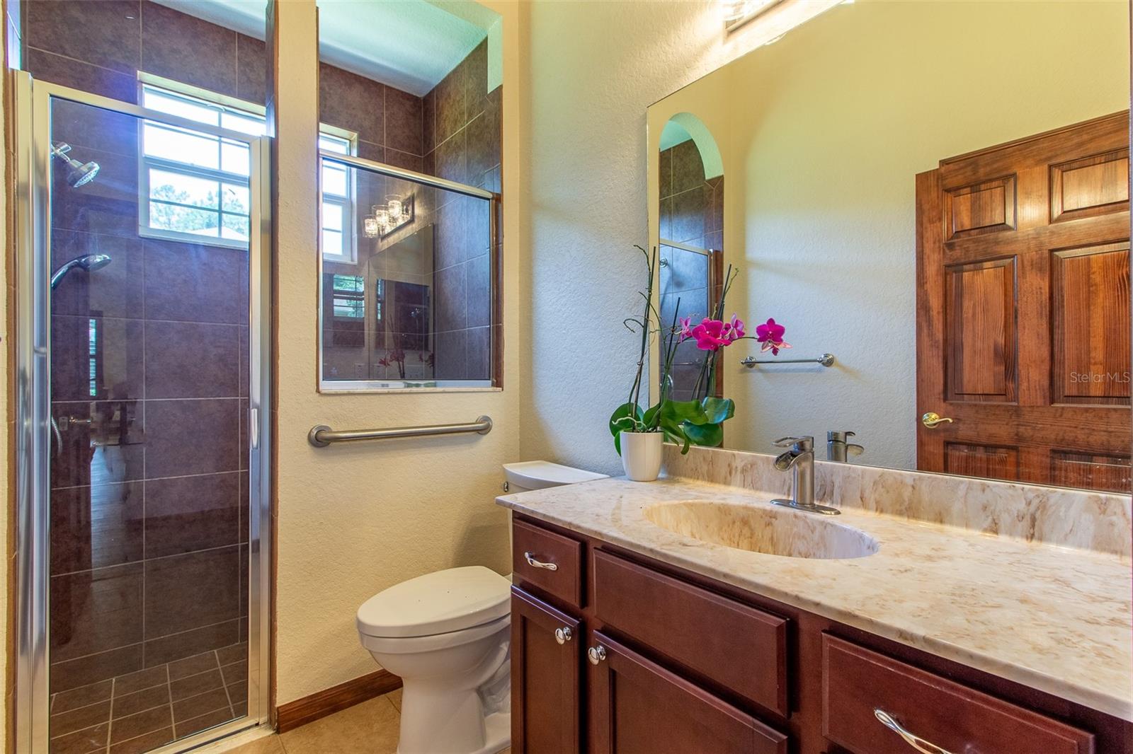 Image 31 of 47 For 3803 6th Avenue