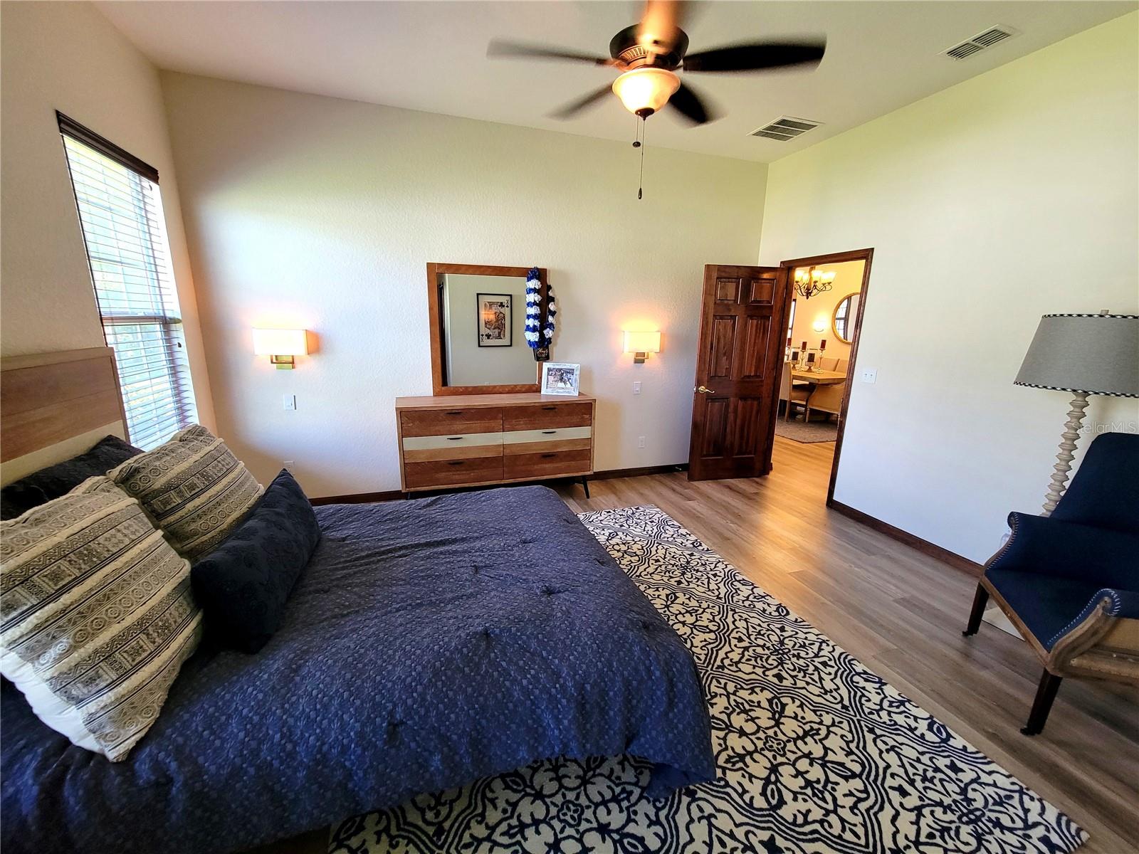 Image 7 of 47 For 3803 6th Avenue