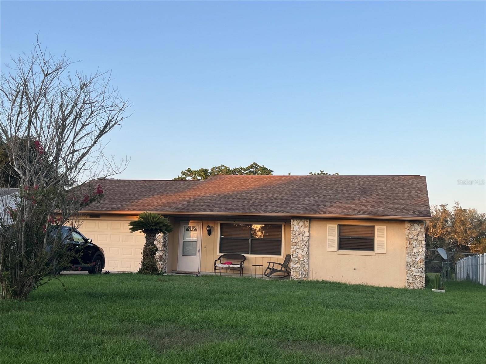 Image 3 of 46 For 10885 74th Court