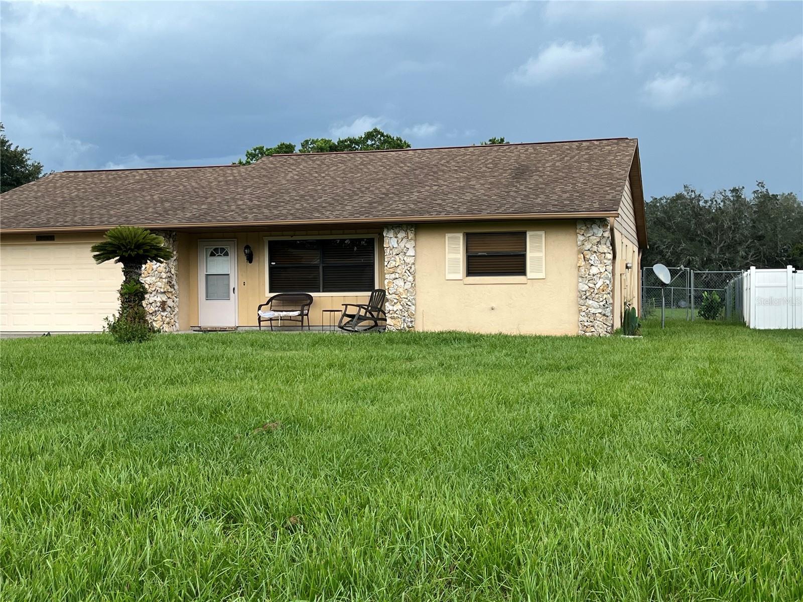 Image 9 of 46 For 10885 74th Court